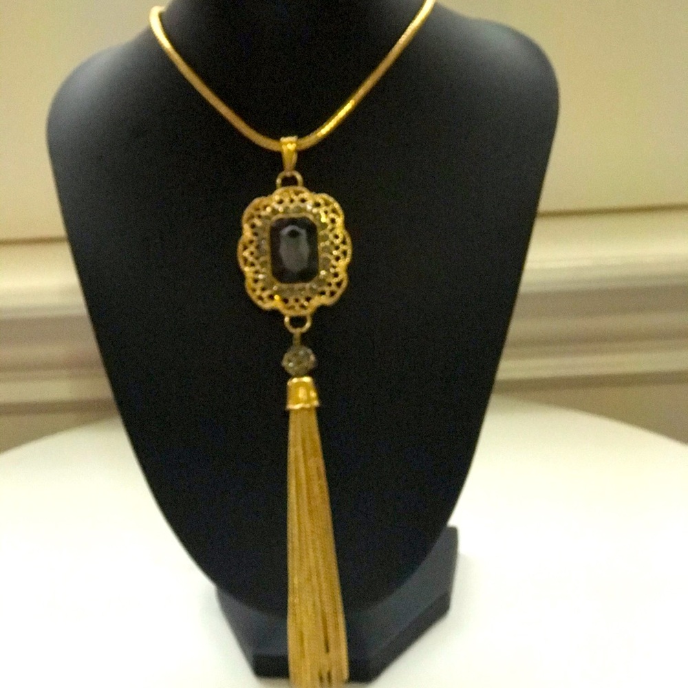 Long tassel necklace